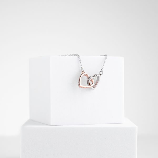 HEARTS_SARA_600x600_V3